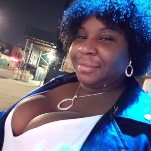 Meet your Posher, Tiara